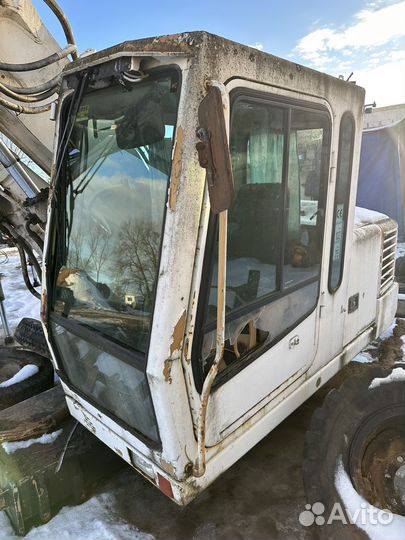 Кабина экскаватора liebherr