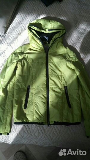 Осенняя куртка на девушку 44-46р