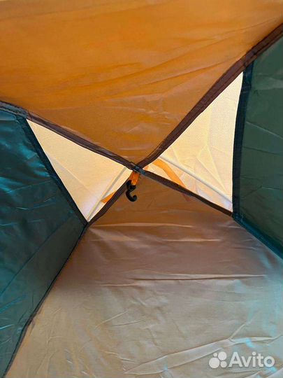 Палатка новая. четырёх местная
