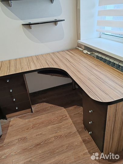 Угловой письменный стол бу