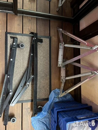 Подъемный механизм для дивана