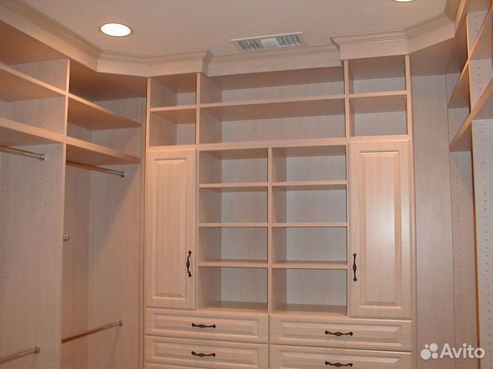 Встроенный шкаф