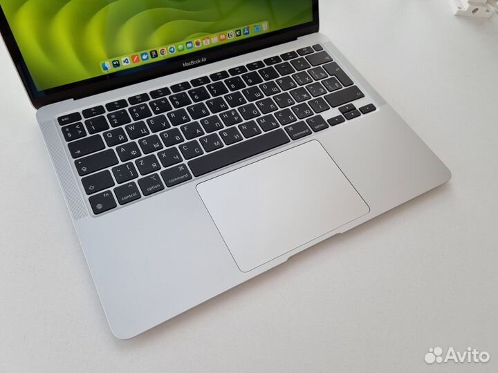 Apple MacBook Air M1