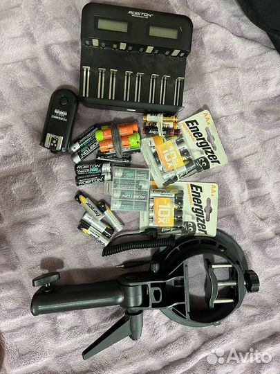 Софтбокс с штативом, зарядное, аккумуляторы