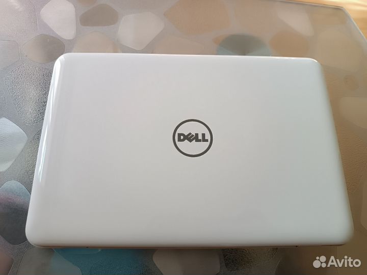 Продам нетбук dell