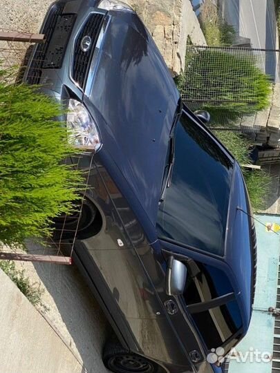 Капотом и багажник на priora