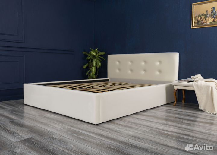 Кровать с матрасом 140х200 новая Роза