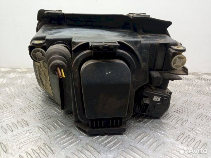 Фара 8D0941004A Audi A4 B5 (1994-2001)