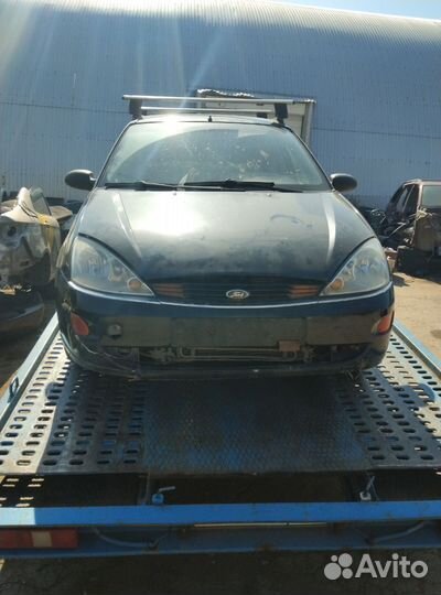 В разборе Ford Focus 1 2.0 АКПП Split Port 2002г