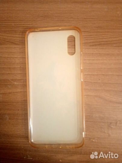 Чехол на телефон