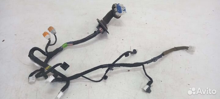 Проводка передней левой двери Mazda 6GJ