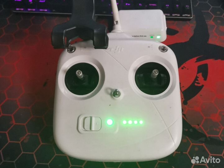 Квадрокоптер dji phantom vision +