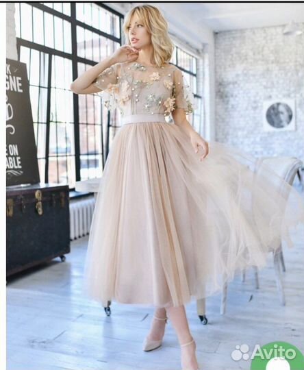 Вечернее платье миди