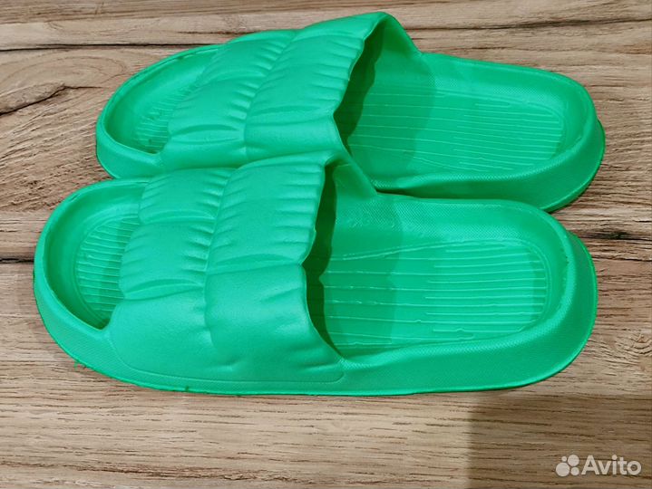 Тапочки женские