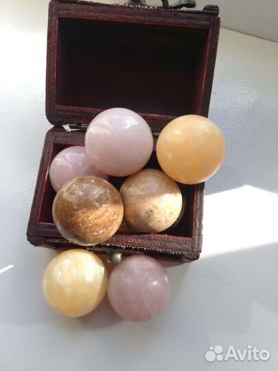 Камни и минералы. Шары