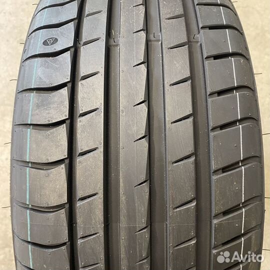 Triangle EffeXSport TH202 255/35 R20 97Y