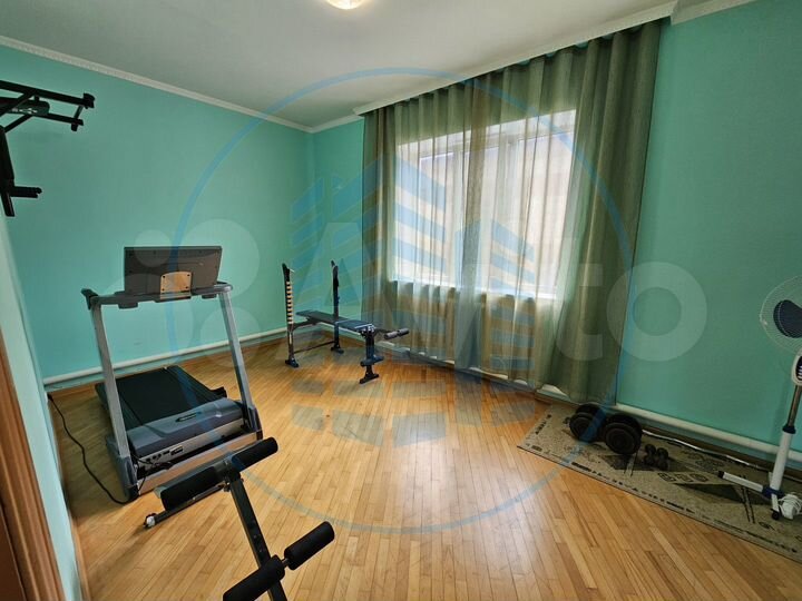 Дом 223,6 м² на участке 6 сот.