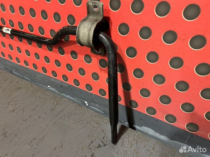 Стабилизатор подвески (поперечной устойчивости)