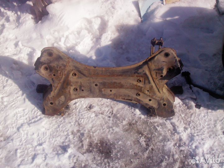 Подрамник передний Kia Sportage 2010-2015