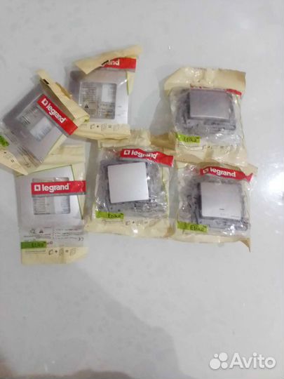 Розетки и выключатели легран