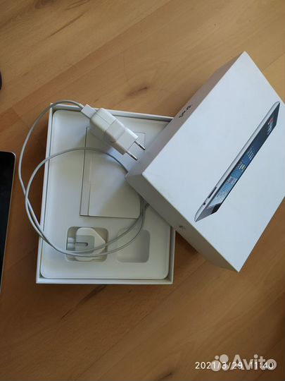 Планшет Apple iPad 4 на запчасти