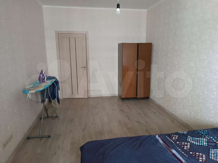 Комната 18 м² в 2-к., 8/16 эт.