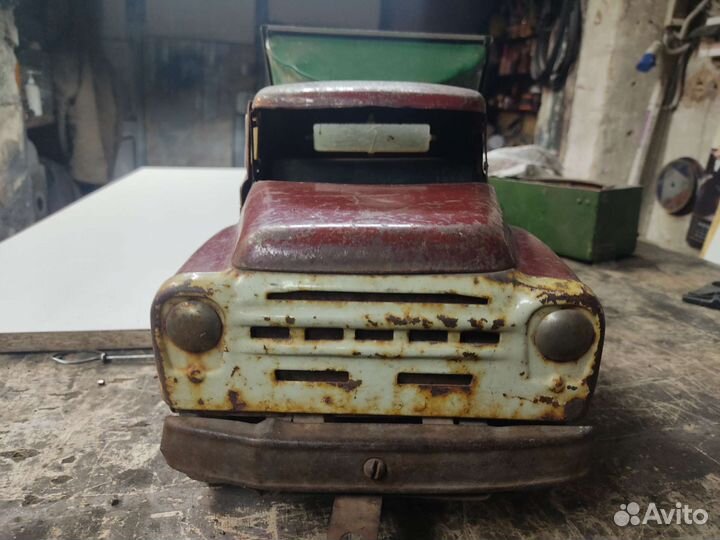 Игрушка ЗИЛ 130 СССР