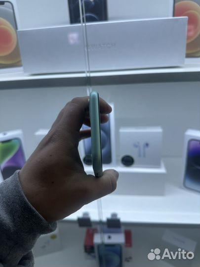 iPhone 11, 256 ГБ