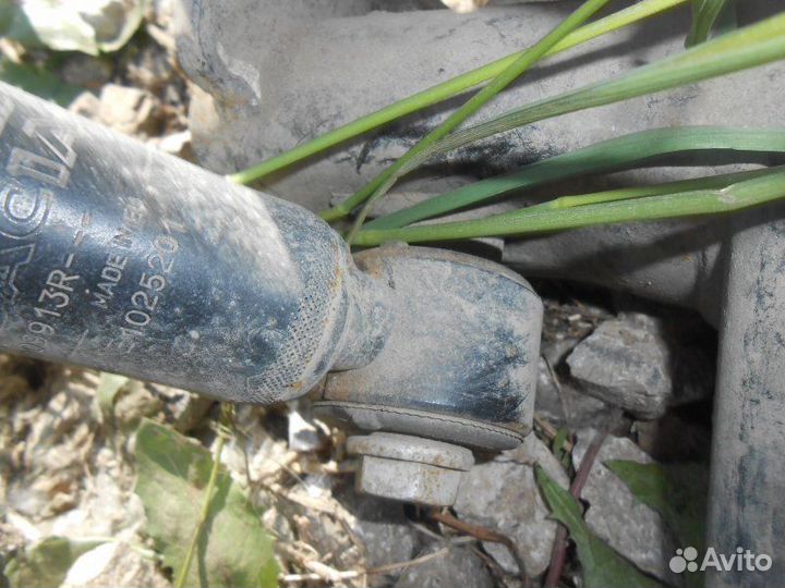 Амортизатор задний Лада X-Ray 21179 2018