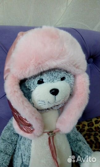 Новая зимняя шапка-ушанка для девочки