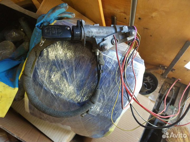 Замок зажигания с ключом audi