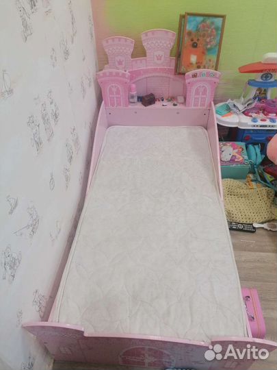 Кровать детская