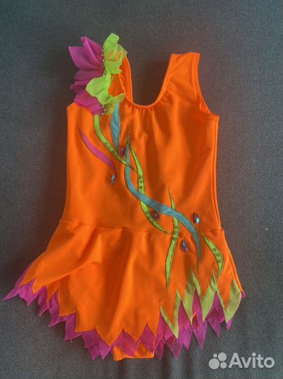 Купальник для художественной гимнастики.Предметы