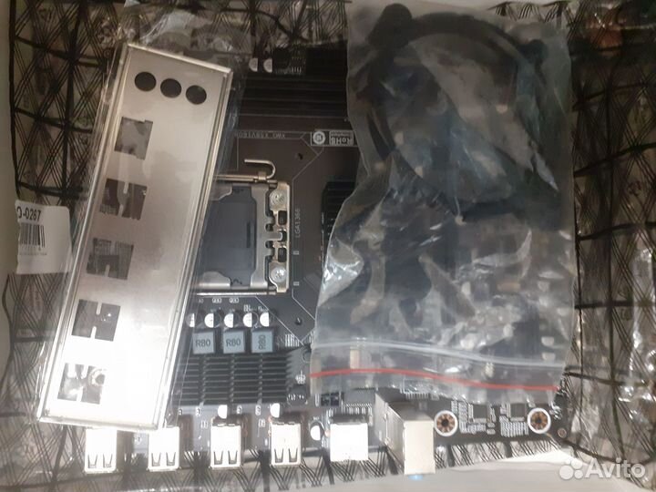 Мат плата X58 с нюансом