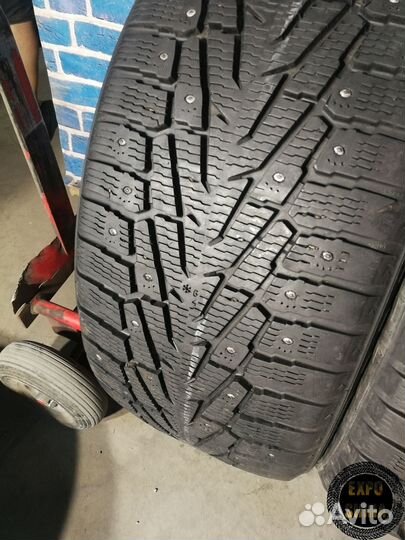 Nokian Tyres Hakkapeliitta 7 SUV 275/45 R20 110T