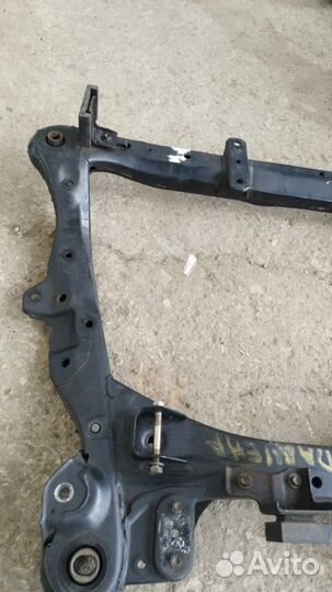 Балка продольная под двс передняя Toyota Camry