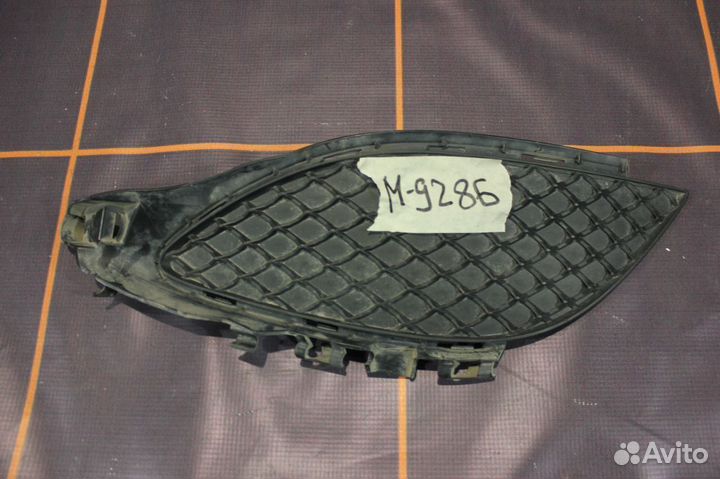 Решетка бампера правая-Mercedes Benz A-klasse W176