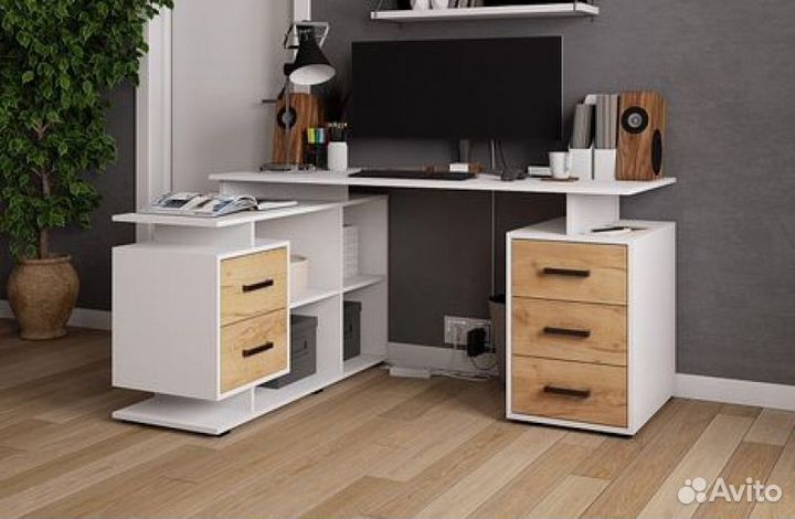 Компьютерный стол угловой 