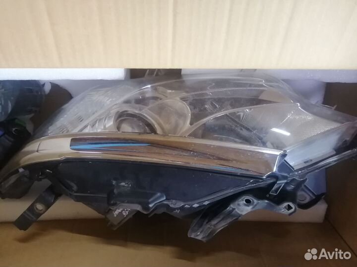 Фары на toyota camry 55