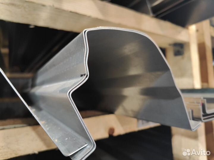 Оцинкованные пороги и арки на Nissan Primera