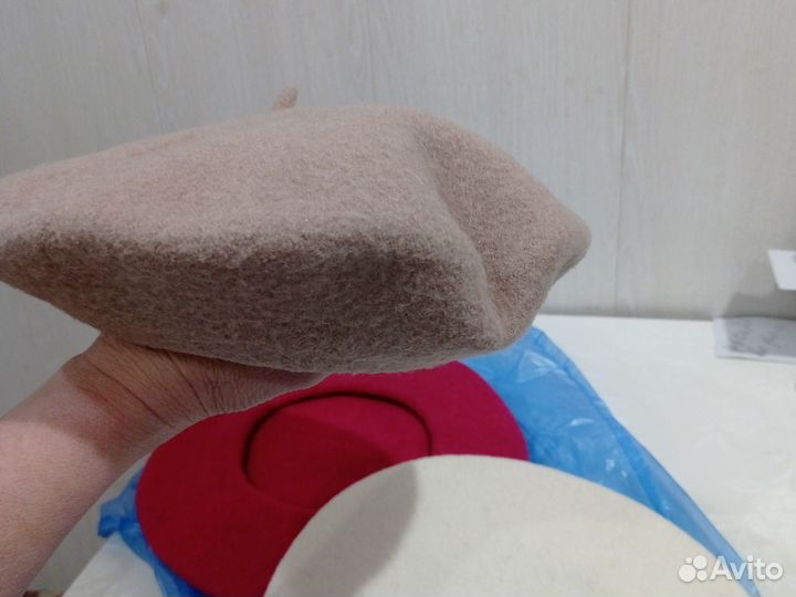 Берет женский