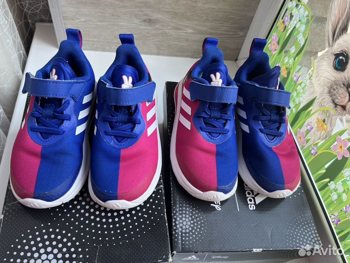Кроссовки adidas 26