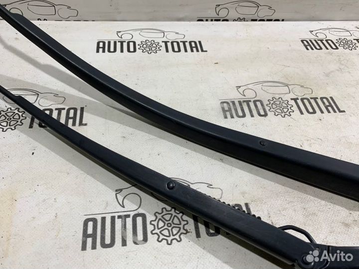 Поводок стеклоочистителя Mazda 6 GH LF 2011