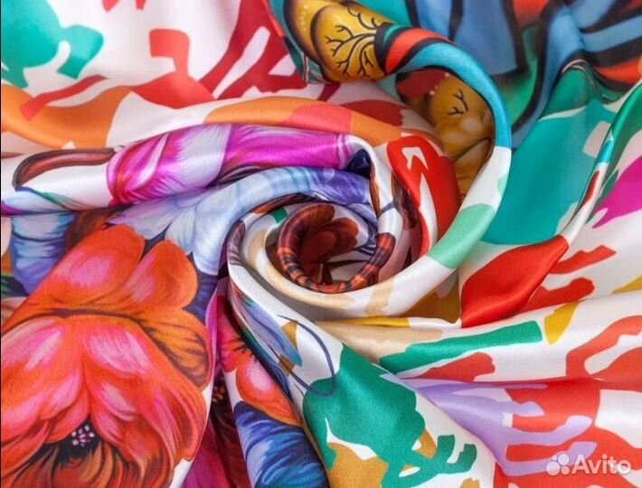 Шарфы женские шелковые