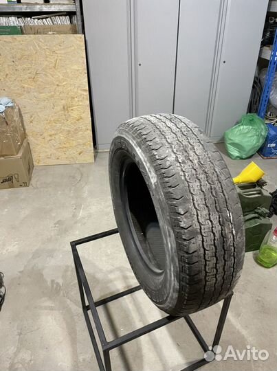 Bridgestone Dueler H/T 265/65 R17