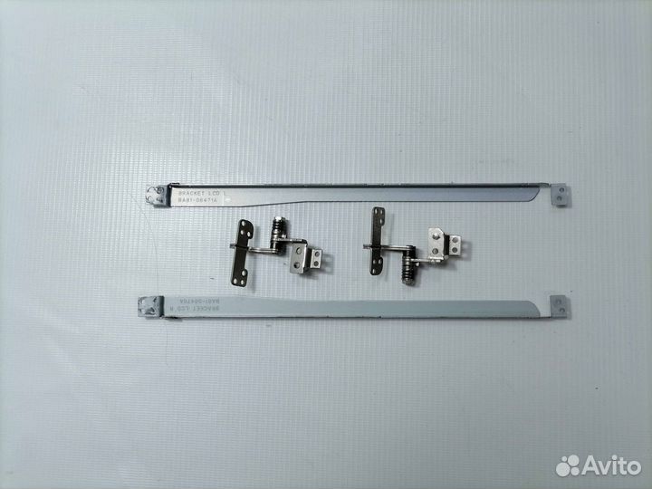 Петли для Samsung R580
