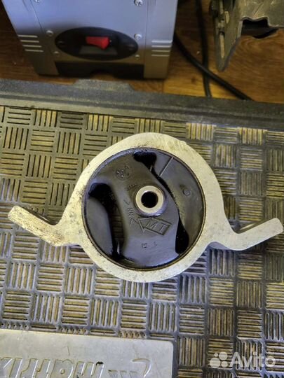 Подушки двигателя на ниссан примера Р11 рестайлинг