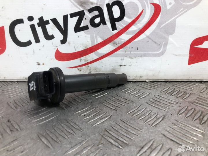 Катушка зажигания Toyota Platz SCP11 1SZ-FE