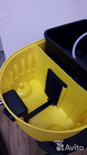 Моюший пылеводосос Керхер (аналогzn 1100)