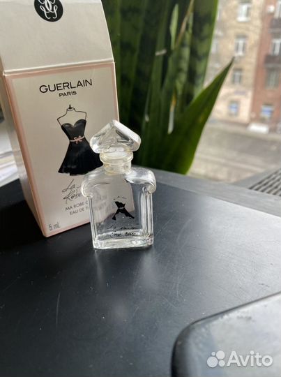 Флакон от духов (миниатюра) Guerlain)